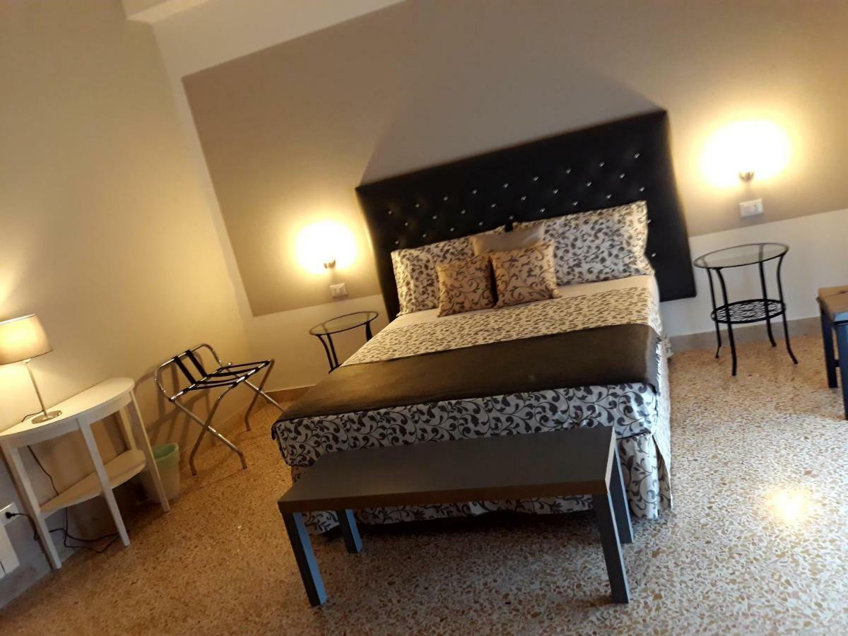 5 Cupole Apartment Палермо Екстериор снимка